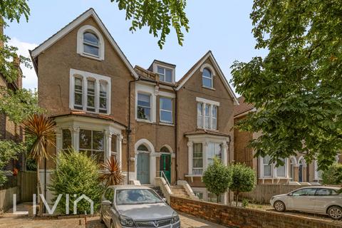 2 bedroom flat for sale, 101 Bedford Hill, London SW12