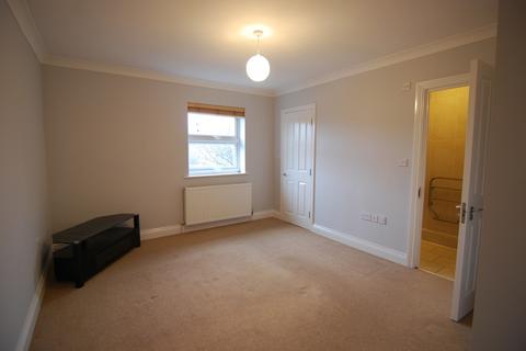 2 bedroom apartment to rent, Priory Road, Tonbridge TN9
