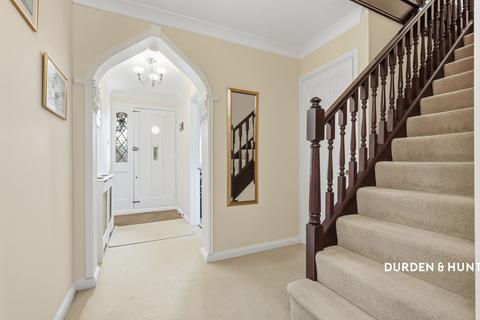 5 bedroom detached house for sale, Fordyce Close, Emerson Park, RM11