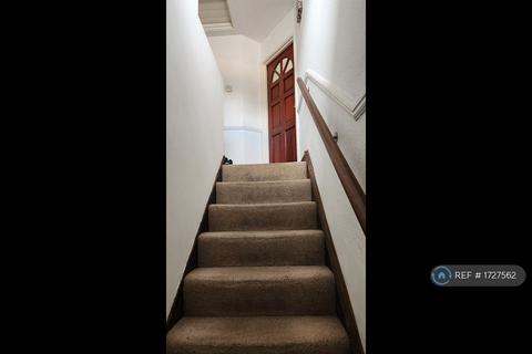 1 bedroom flat to rent, Stanstead Road, Hoddesdon, EN11