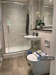 1 bedroom in a flat share to rent, Anna Sewell Way, Chichester, PO19