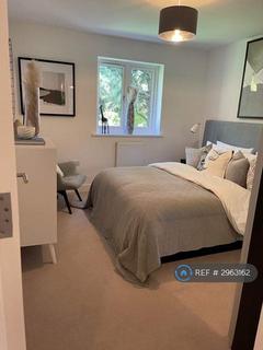 1 bedroom in a flat share to rent, Anna Sewell Way, Chichester, PO19