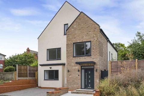 6 bedroom detached house for sale, Carlton Road, Sidcup