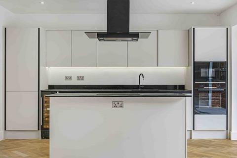 6 bedroom detached house for sale, Carlton Road, Sidcup