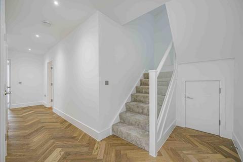 6 bedroom detached house for sale, Carlton Road, Sidcup