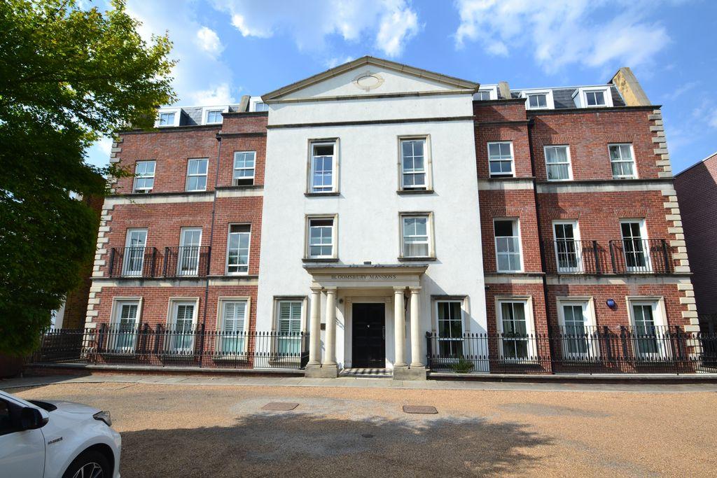 Apartment in Bromley - View 3