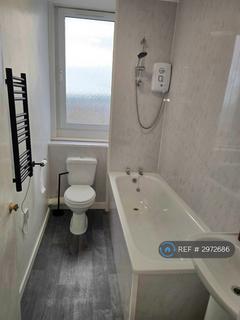 2 bedroom flat to rent, Lyon Street, Dundee, DD4