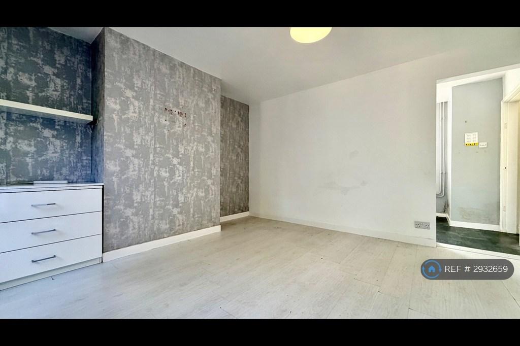 Josephine Drive, Manchester, M27 - View 2