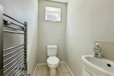 4 bedroom semi-detached house for sale, Newton Lane, Darlington, DL3