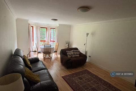 3 bedroom flat to rent, Orchard Brae Avenue, Edinburgh, EH4