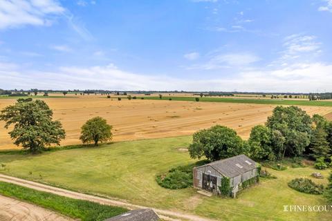 4 bedroom property with land for sale, Long Sutton