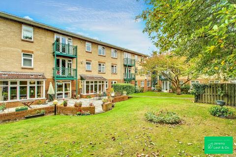 1 bedroom retirement property for sale, Friern Barnet Lane, London