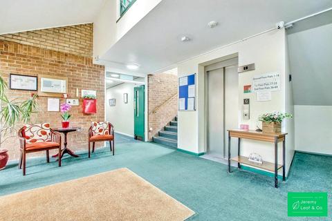 1 bedroom retirement property for sale, Friern Barnet Lane, London