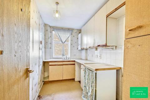 1 bedroom retirement property for sale, Friern Barnet Lane, London