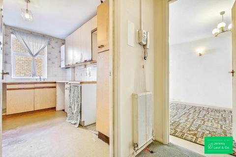 1 bedroom retirement property for sale, Friern Barnet Lane, London