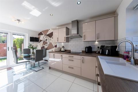 3 bedroom semi-detached house for sale, Muskett Drive, Northwich CW8