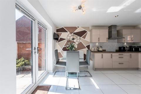 3 bedroom semi-detached house for sale, Muskett Drive, Northwich CW8