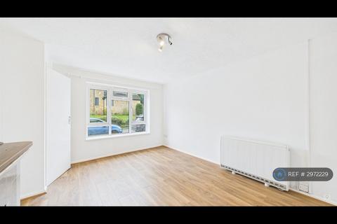 3 bedroom semi-detached house to rent, Church St, Ilminster, TA19