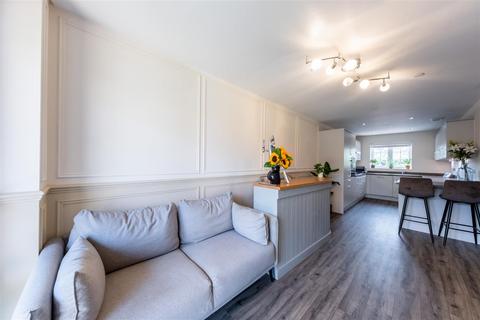4 bedroom townhouse for sale, Curzon Avenue, Northwich CW8