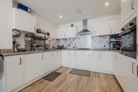 1 bedroom apartment for sale, Emmeline Pankhurst Drive, Stretford, Manchester, M32