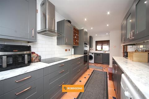 4 bedroom detached house for sale, Pearse Grove, Walton Park, Milton Keynes