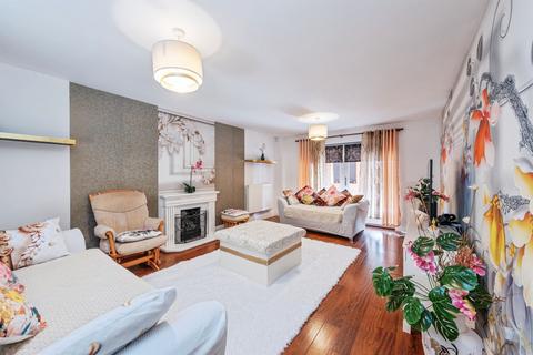 5 bedroom detached house for sale, Colindale Street, Monkston Park, Milton Keynes