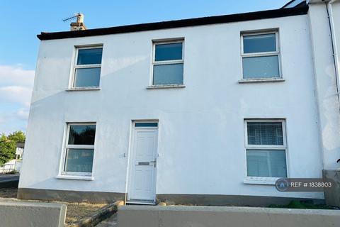 4 bed terraced house for rent in Richmond Hill, Truro, TR1