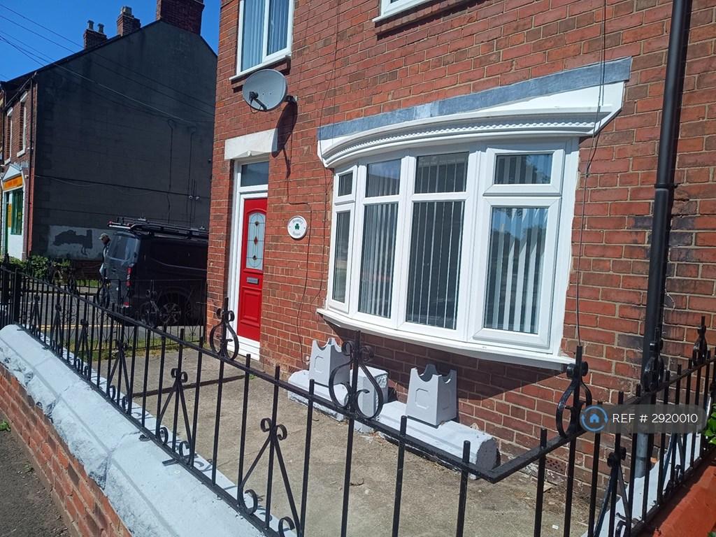 House in North Tyneside, North East - View 2