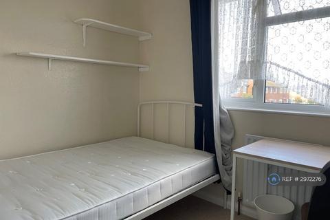1 bedroom in a house share to rent, Cranfield, Bedford, MK43