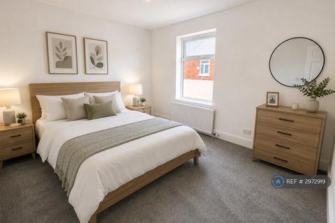 2 bedroom terraced house to rent, Wychbury Street, Salford, M6