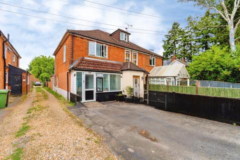 2 bedroom semi-detached house for sale, Park Road, Chandler's Ford, Eastleigh