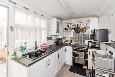 2 bedroom semi-detached house for sale, Park Road, Chandler's Ford, Eastleigh