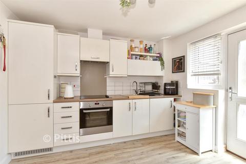 2 bedroom terraced house for sale, Naval Terrace, East Cowes PO32