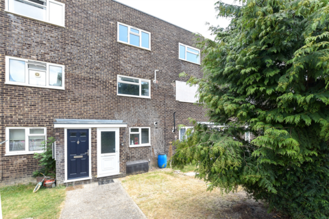 2 bedroom maisonette for sale, Javelin Court, Crawley RH10