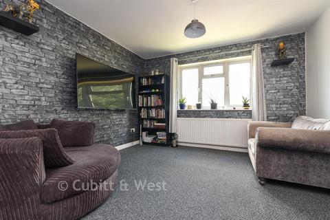 2 bedroom maisonette for sale, Javelin Court, Crawley RH10