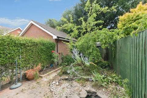 2 bedroom end of terrace house for sale, St. Faiths Close, Gosport, Hampshire, PO12
