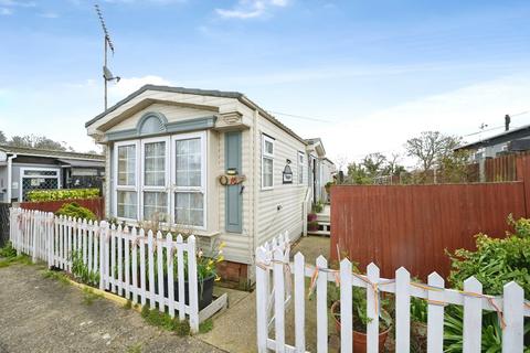 2 bedroom detached house for sale, Sunset Drive, Havering-Atte-Bower, Romford, RM4