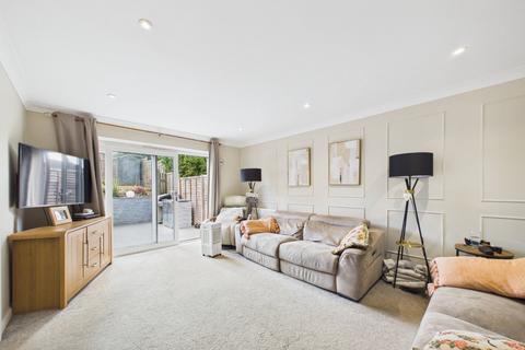 3 bedroom semi-detached house for sale, Grampian Road, Sandhurst, Berkshire, GU47