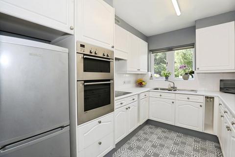 2 bedroom flat for sale, Hall Lane, Mobberley, Knutsford, Cheshire, WA16