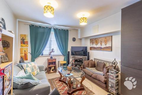 undefined, Gainsborough Close, Basildon SS14