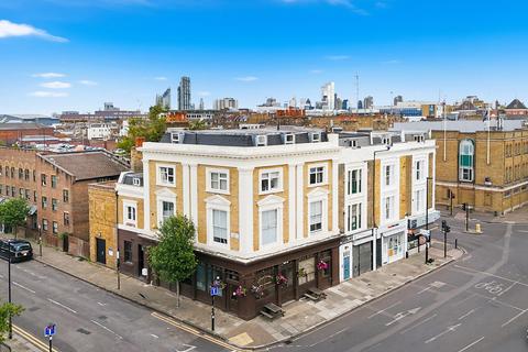Retail property (high street) for sale, 14 Barnsbury Rd London N1 0HB