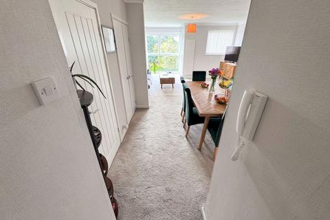 2 bedroom flat for sale, Rochester Road, Coventry, CV5