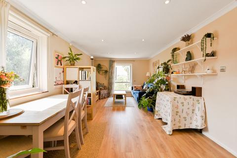Anstice Close, Chiswick, London, W4