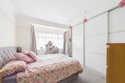 undefined, Mount Park Road, Pinner, HA5