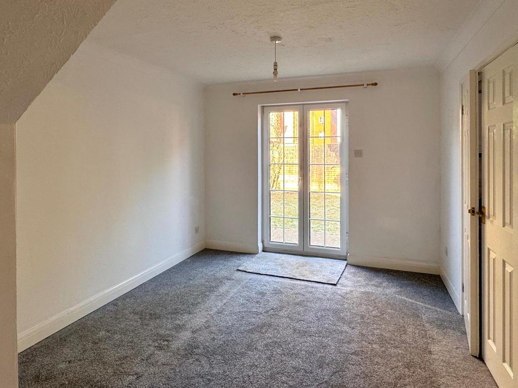 House in Cardiff, Windsor Quay, Grangetown - View 2