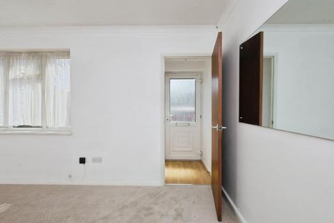 1 bedroom flat for sale, South Road, Hailsham, East Sussex, BN27