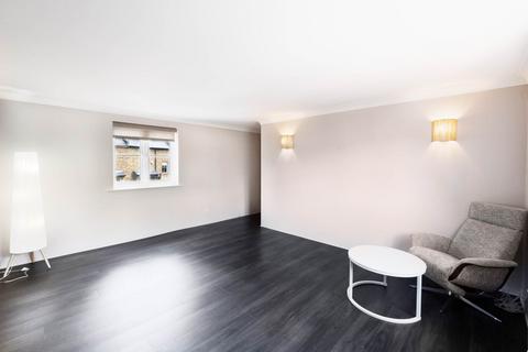 Fulmar Close, Surbiton