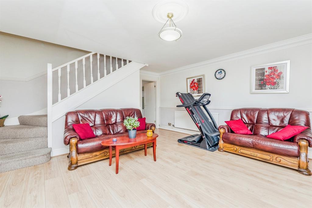 House in Cardiff, Trowbridge - View 3