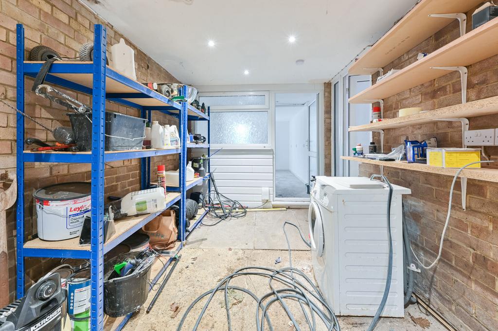 Utility room, utility
