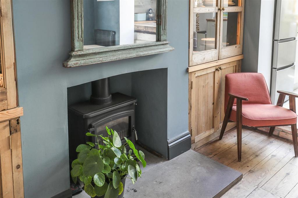 Living room, fireplace